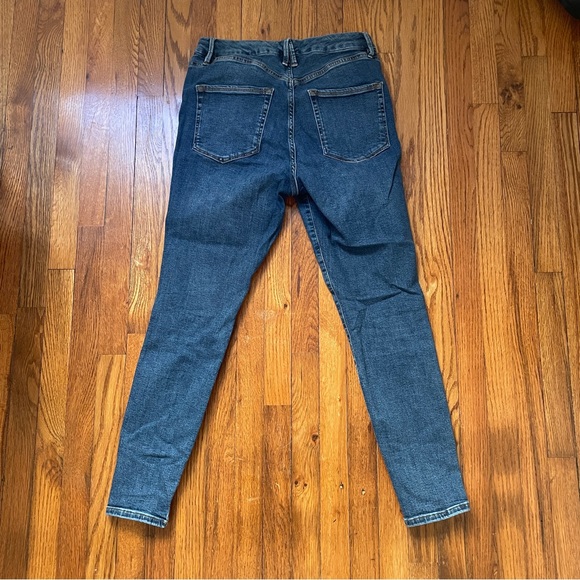 Good American Good Legs Skinny Jeans - Picture 6 of 8